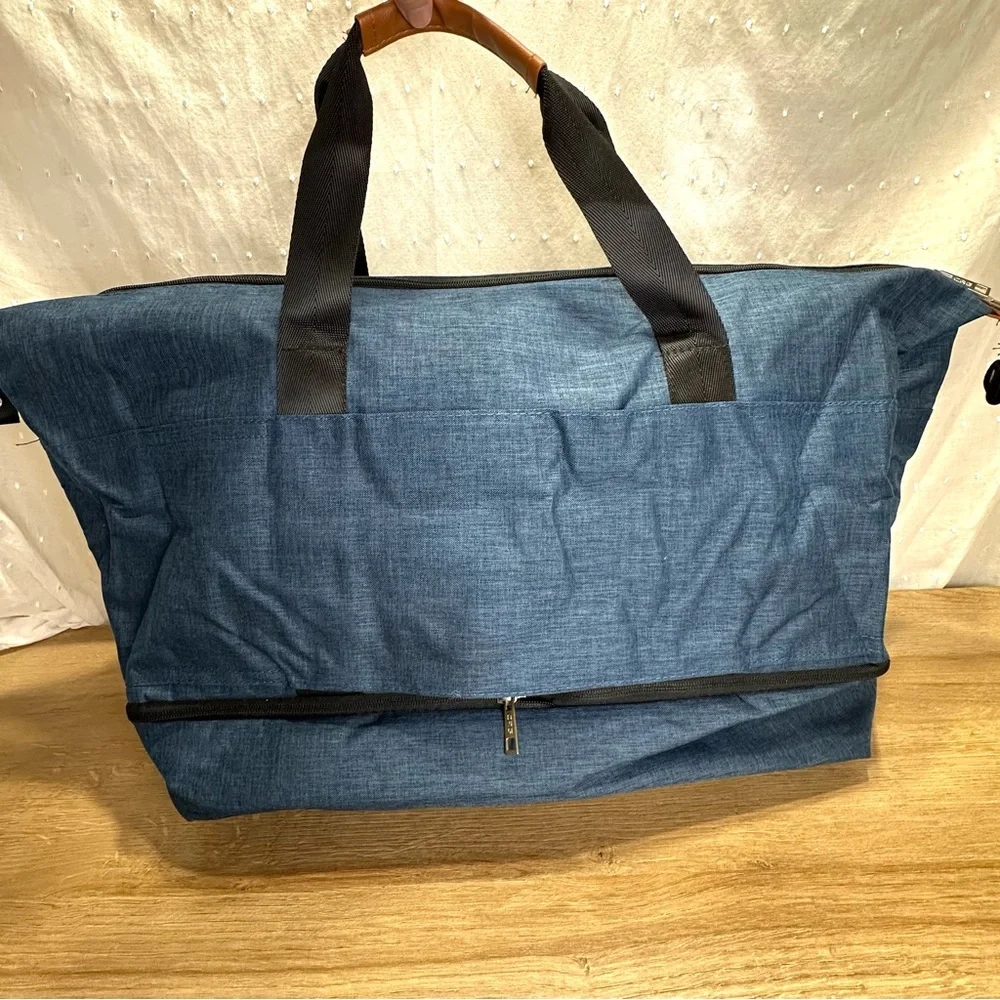 NWT Prestige Bottom‎ Drop Tote Weekender Overnighter Travel